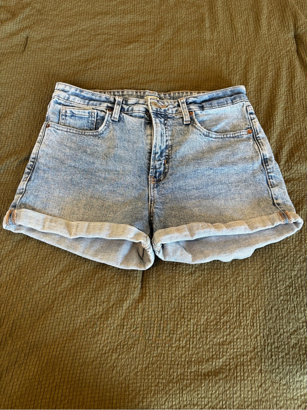 Old Navy Light Wash High Rise Denim Shorts